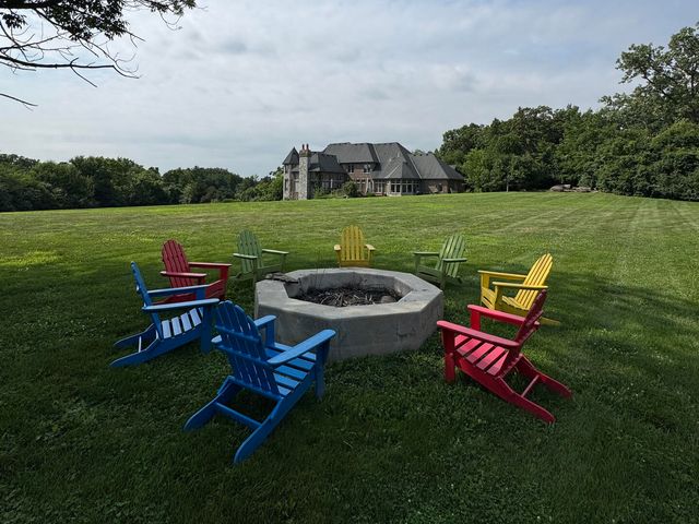 16W122 91st Street, Burr Ridge, IL 60527