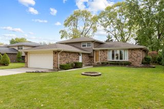 1827 W Sherry Lane, Addison, IL 60101