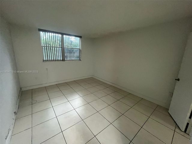 1805 Sans Souci Blvd 215, North Miami, FL 33181