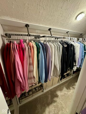 333 Elmscourt Circle, Greenwood, IN 46142