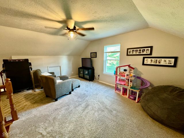 333 Elmscourt Circle, Greenwood, IN 46142