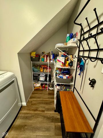 333 Elmscourt Circle, Greenwood, IN 46142