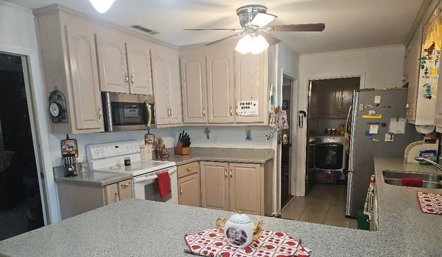 1312 Stanford Rd, Dothan, AL 36305