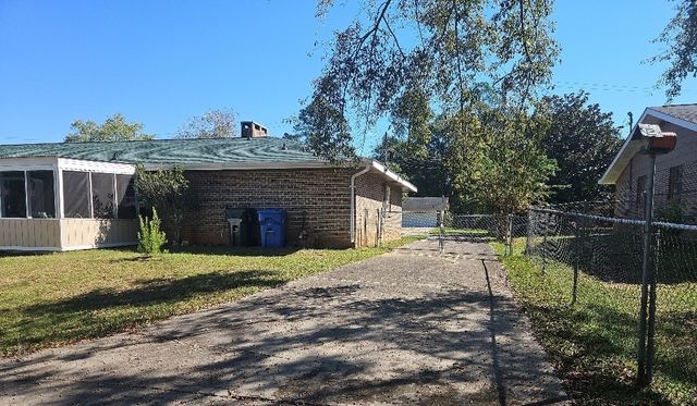 1312 Stanford Rd, Dothan, AL 36305