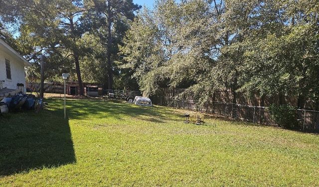 1312 Stanford Rd, Dothan, AL 36305