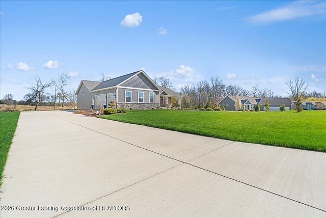 7365 Cross Creek Drive, Laingsburg, MI 48848