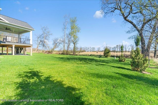 7365 Cross Creek Drive, Laingsburg, MI 48848