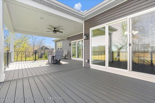 7365 Cross Creek Drive, Laingsburg, MI 48848