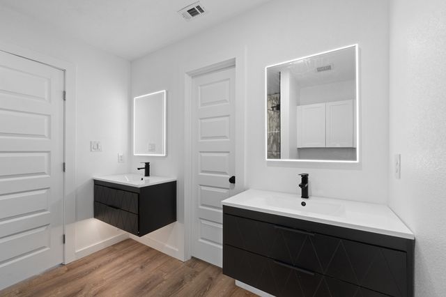 119 Smith Street, Hillsboro, TX 76645