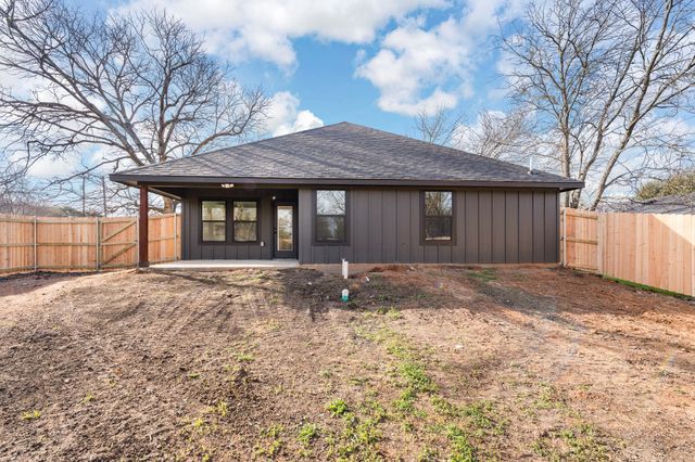 119 Smith Street, Hillsboro, TX 76645