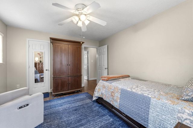 21809 Tophill Drive, Spring, TX 77388