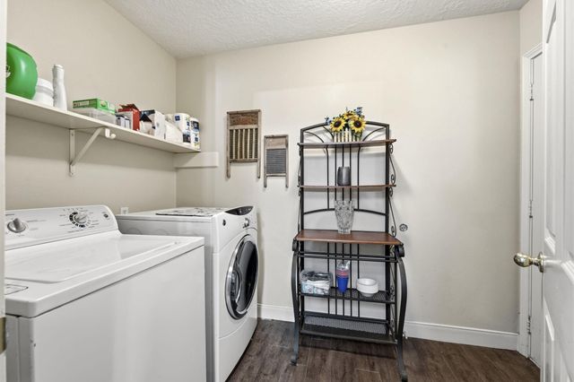 21809 Tophill Drive, Spring, TX 77388
