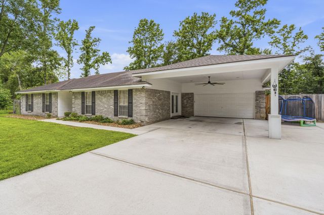 21809 Tophill Drive, Spring, TX 77388