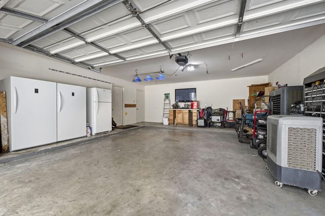21809 Tophill Drive, Spring, TX 77388