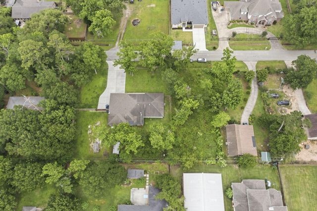 21809 Tophill Drive, Spring, TX 77388