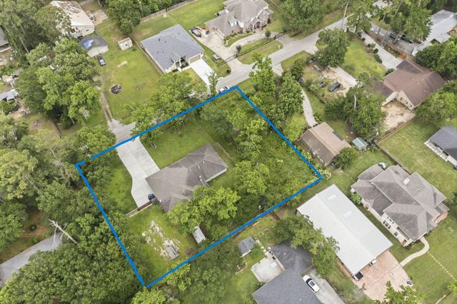 21809 Tophill Drive, Spring, TX 77388