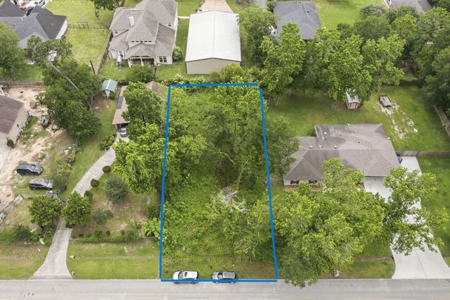 21809 Tophill Drive, Spring, TX 77388
