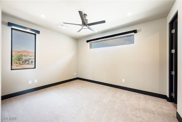 20 Falling Canyon Court, Henderson, NV 89011