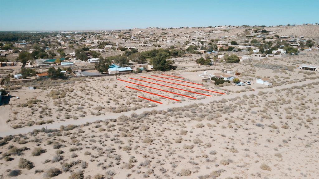 Image 17 of property listing at Perfecto Lopez Rd, Corrales, NM 87048