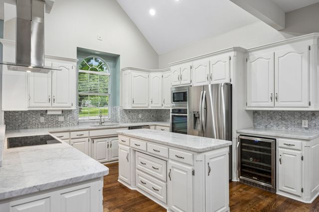 1309 Meadow Ridge Court, Southlake, TX 76092