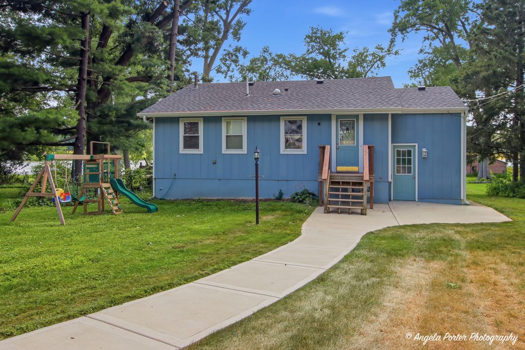 4813 Wildwood Drive, Mchenry, IL 60051 — photo 3