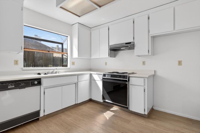 6078 Carolina Cir, Stockton, CA 95219