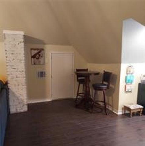 901 N 10th Street, Waco, TX 76707