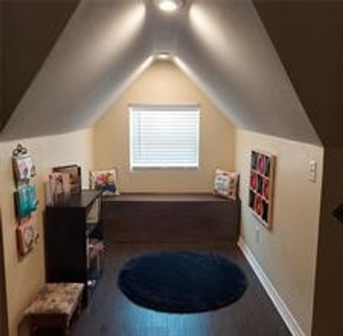 901 N 10th Street, Waco, TX 76707
