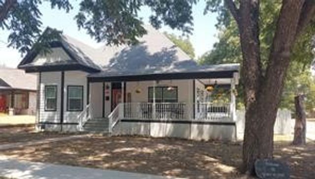901 N 10th Street, Waco, TX 76707