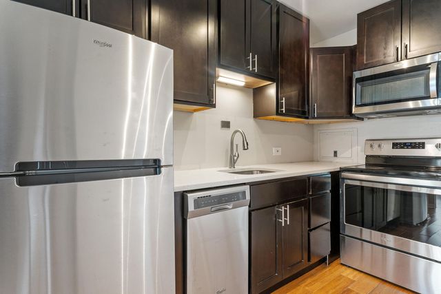 3600 N Lake Shore Drive 1616, Chicago, IL 60613