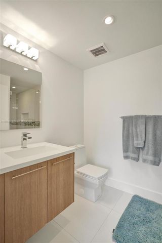 516 SE 1st Cir, Pompano Beach, FL 33060