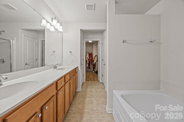 16706 Whitekirk Place, Charlotte, NC 28277