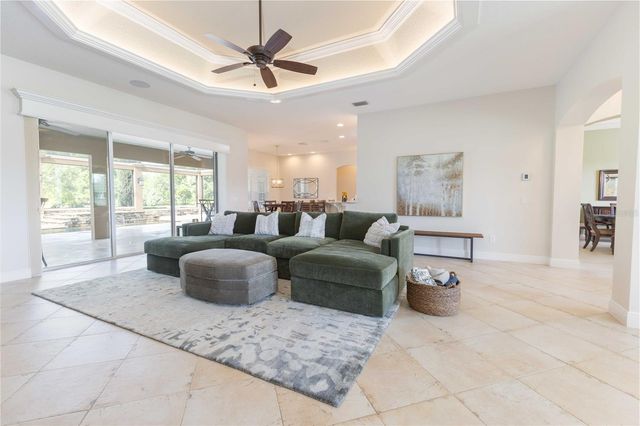 10517 NE 27TH STREET, Oxford, FL 34484