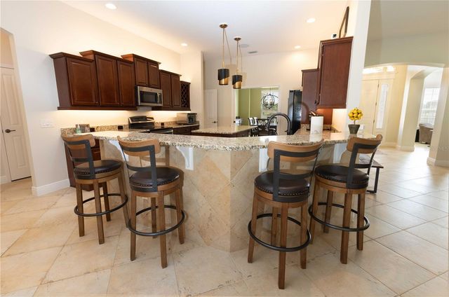 10517 NE 27TH STREET, Oxford, FL 34484