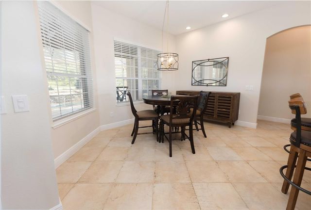 10517 NE 27TH STREET, Oxford, FL 34484