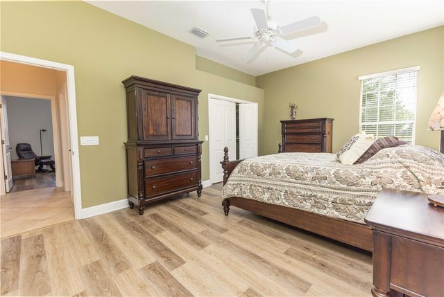 10517 NE 27TH STREET, Oxford, FL 34484