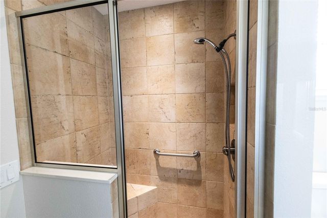 10517 NE 27TH STREET, Oxford, FL 34484