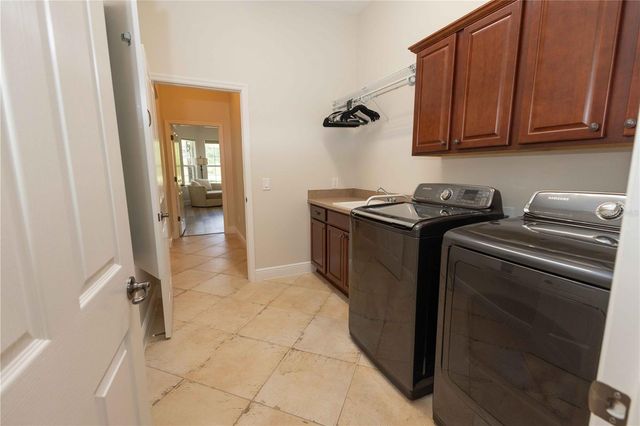 10517 NE 27TH STREET, Oxford, FL 34484