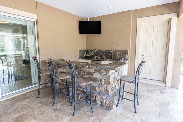 10517 NE 27TH STREET, Oxford, FL 34484