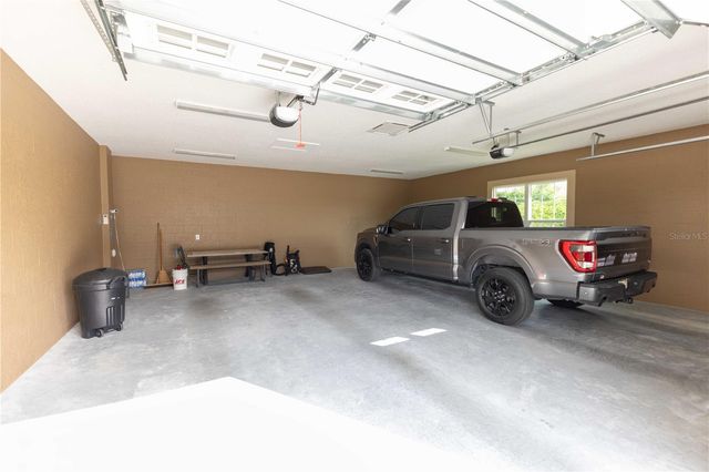 10517 NE 27TH STREET, Oxford, FL 34484