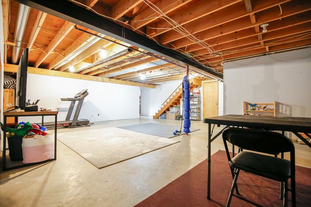 2235 Center Lane, Dixon, IL 61021