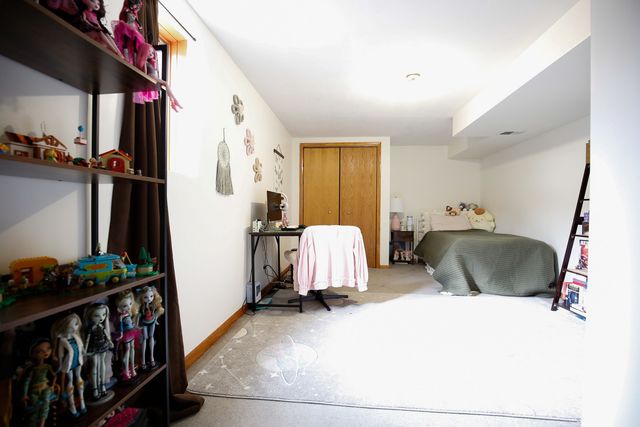 2235 Center Lane, Dixon, IL 61021