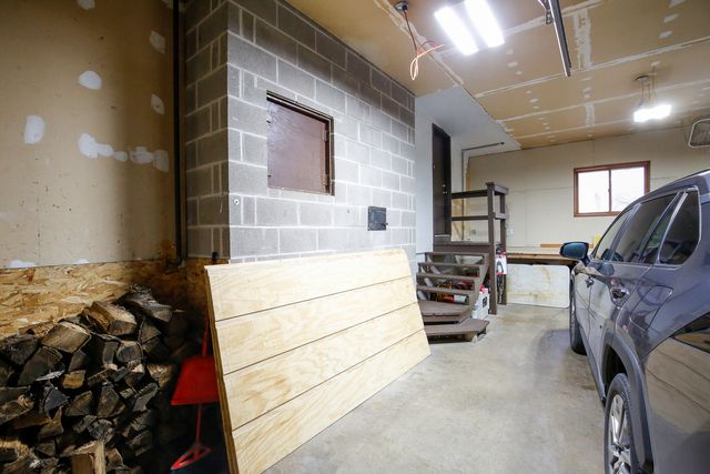 2235 Center Lane, Dixon, IL 61021