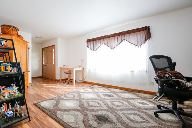 2235 Center Lane, Dixon, IL 61021