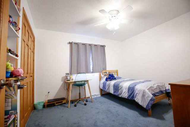 2235 Center Lane, Dixon, IL 61021