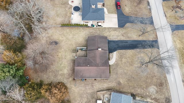 2235 Center Lane, Dixon, IL 61021