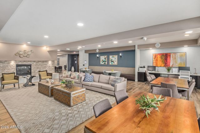2511 W QUEEN CREEK Road 378, Chandler, AZ 85248