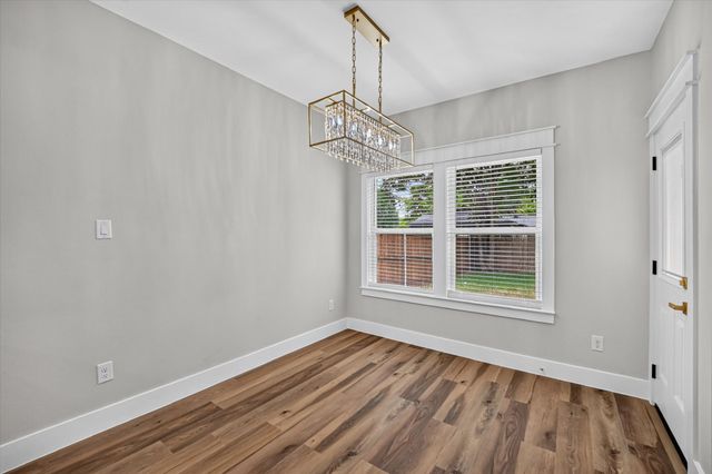5005 Shackleford Street, Fort Worth, TX 76119
