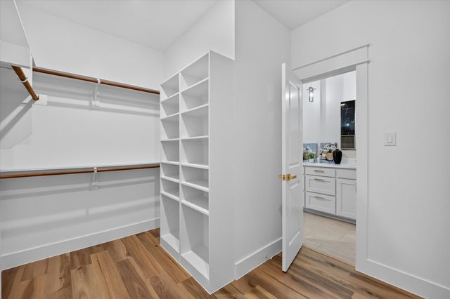 5005 Shackleford Street, Fort Worth, TX 76119