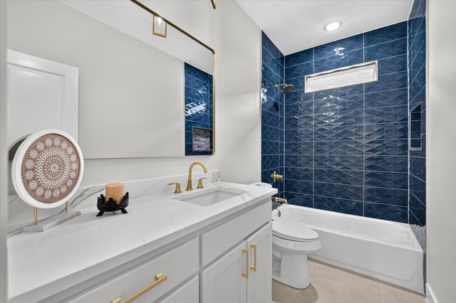 5005 Shackleford Street, Fort Worth, TX 76119